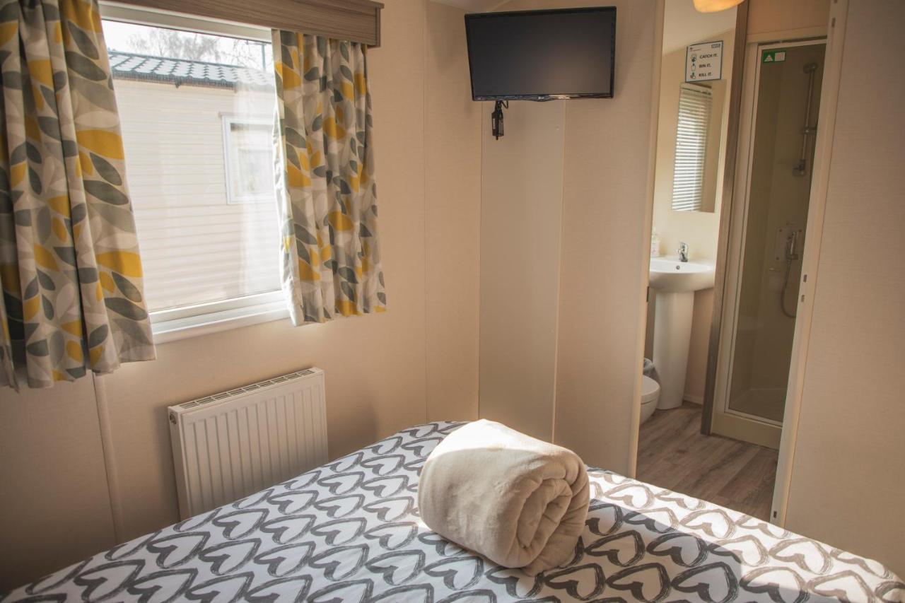 41 Orchard Bank, 3 Bed, Rockley Park Poole Villa ภายนอก รูปภาพ