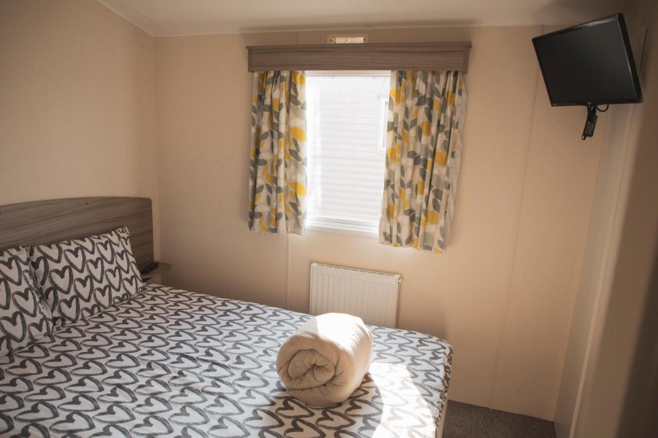 41 Orchard Bank, 3 Bed, Rockley Park Poole Villa ภายนอก รูปภาพ