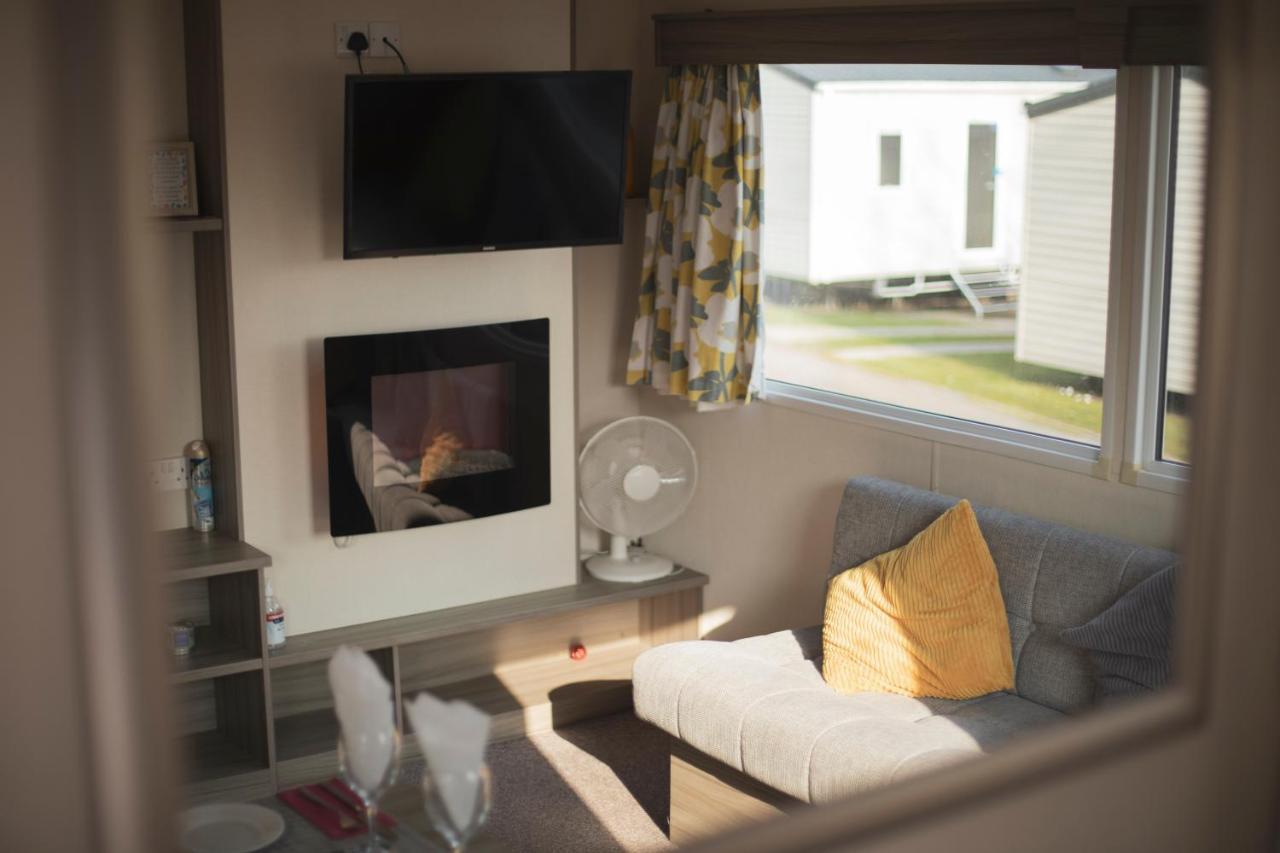 41 Orchard Bank, 3 Bed, Rockley Park Poole Villa ภายนอก รูปภาพ