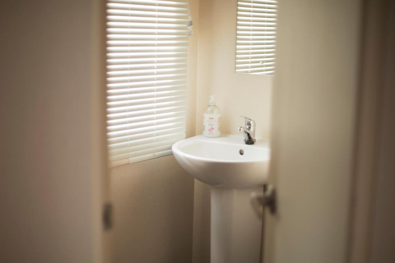 41 Orchard Bank, 3 Bed, Rockley Park Poole Villa ภายนอก รูปภาพ